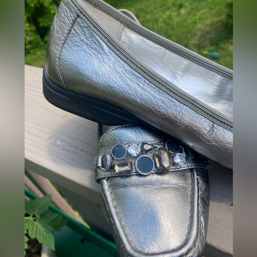 Tahari Metallic Silver Embellished Flats - Picture 8 of 8